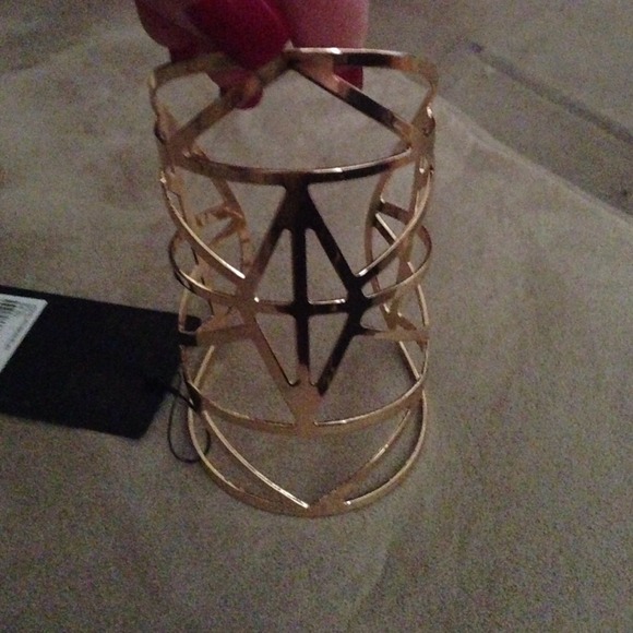 Cuff bracelet