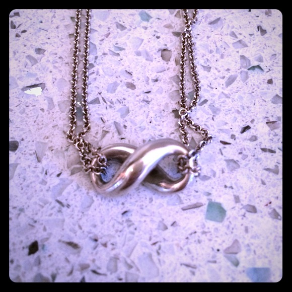 REDUCED Tiffany double chain infinity necklace