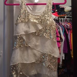 A 2013 size 14 justice shirt