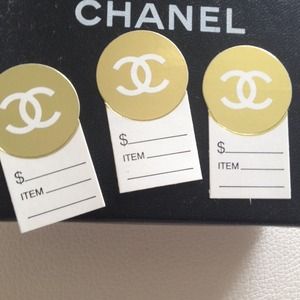 Chanel Logo's 3pcs.