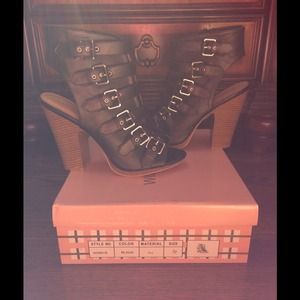 Black Sandals Opened Heel