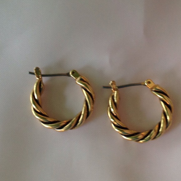 Gold Tone with Black Rope-look Pierced EARRINGS