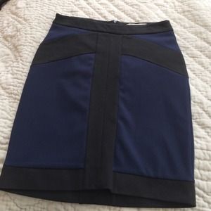 Bcbg generation skirt. Black & blue size 2