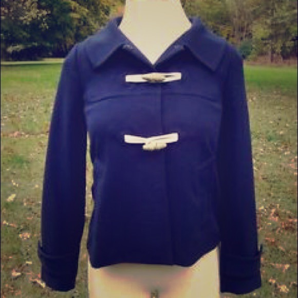 GAP Navy peacoat with wooden toggles Size Small