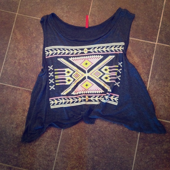 Tribal Pattern Crop Top