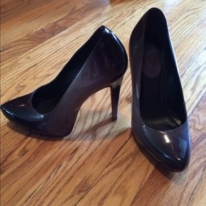Aldo grey/black pumps. Excellent condition!