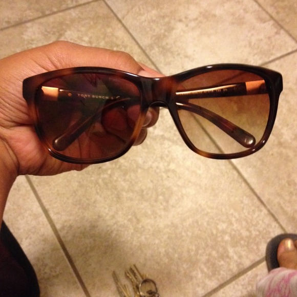 Tory Burch sunglasses main image 4