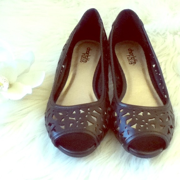 Brand new laser cut black flats w peep toe
