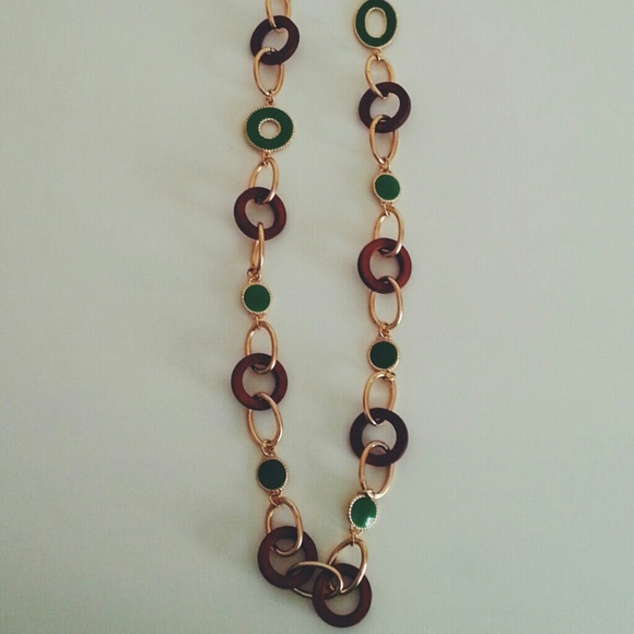NWT necklace
