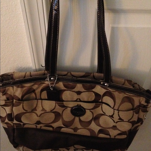 🚫SOLD!!!🚫 REDUCED Authentic Coach Diaper bag