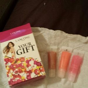 3 juicy tube lip gloss
