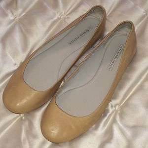 VERA WANG LAVENDER Nude Leather Ballet Flats 8.5M