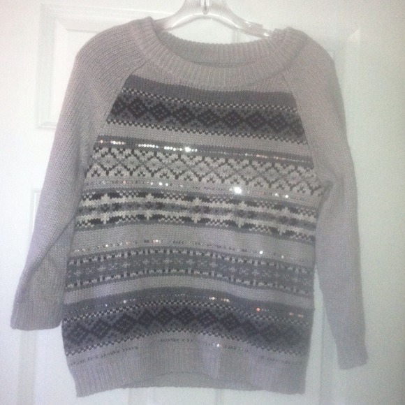3/4 length sleeve sweater