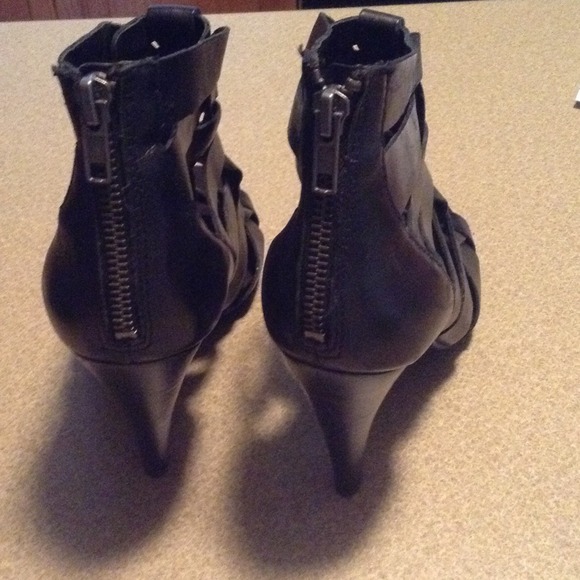 Nine West Heels - Picture 3 of 4