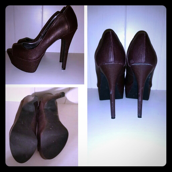 Burgundy heels!