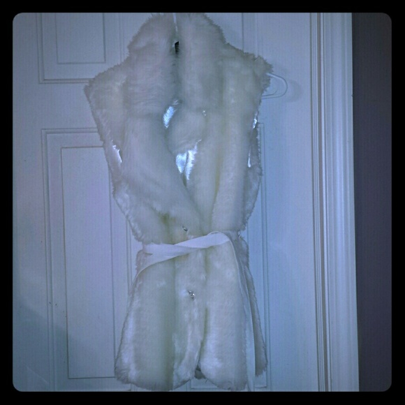 Cream fur vest