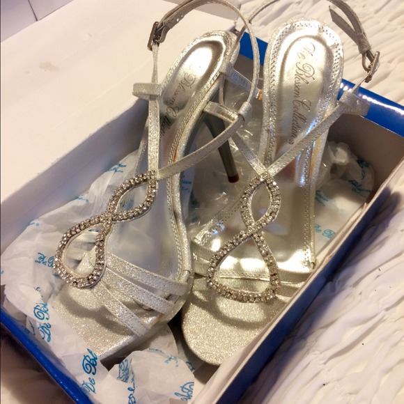 ✨Brand New/Never worn Boutique heels✨