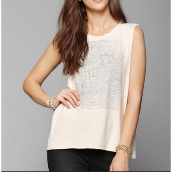 SOLD ON VINTED - Urban Outfitters Faded Stamp Tank - Picture 1 of 4