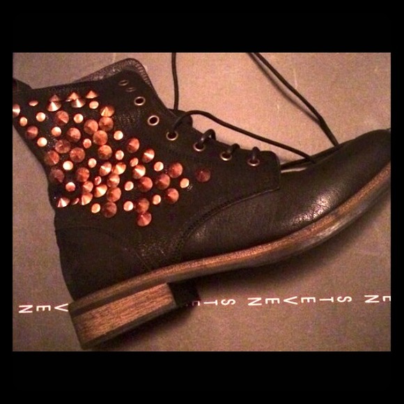Steven by Steve Madden: *Rockwall* Leather Boots!