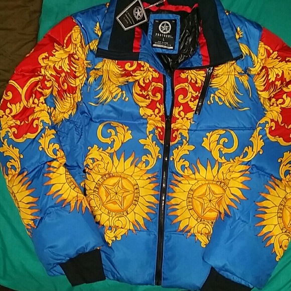 Coat - Picture 2 of 3