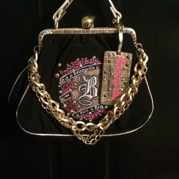 Betsey Johnson handbag!! 💕