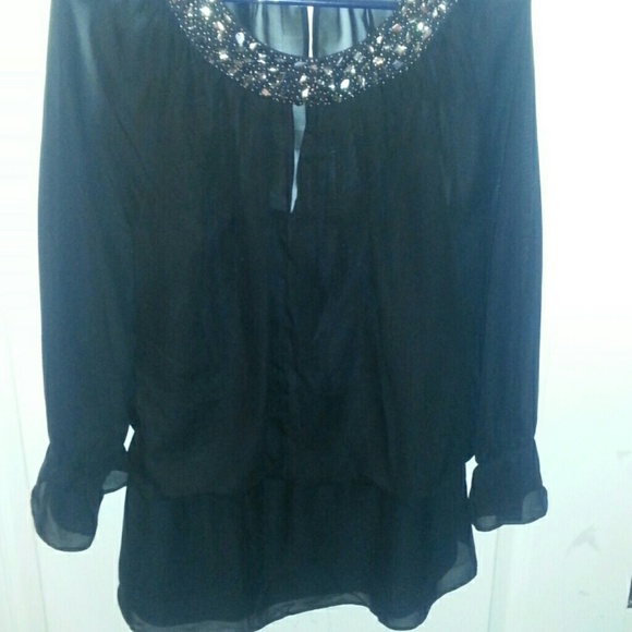 Top - Picture 3 of 3