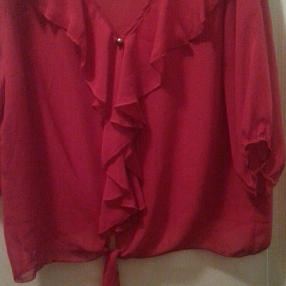 2 Tops for 18$ BUNDLE UP DRESS TOPS - Picture 2 of 3