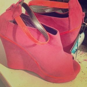 Suede wedges