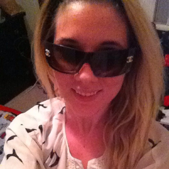 Chanel Sunglasses Modeled ?