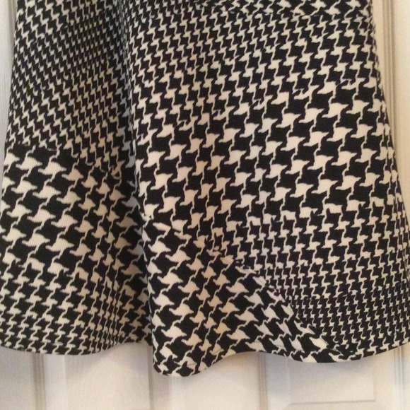 NOT FOR SALE - Picture 3 of 4