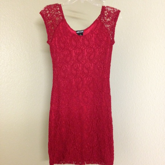 We Seal cute lacy dress