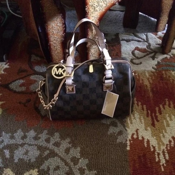 Michael kors authentic Grayson