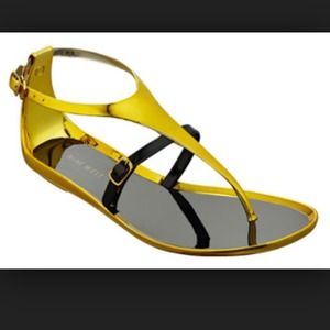 Nine West cove flat sandles