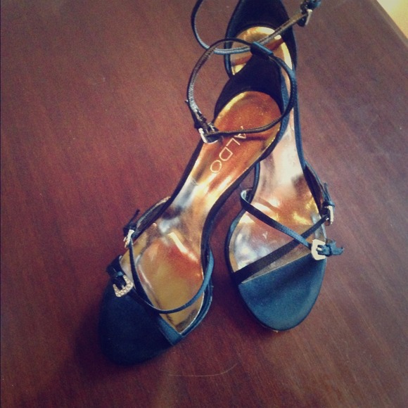 Great cocktail / holiday shoes