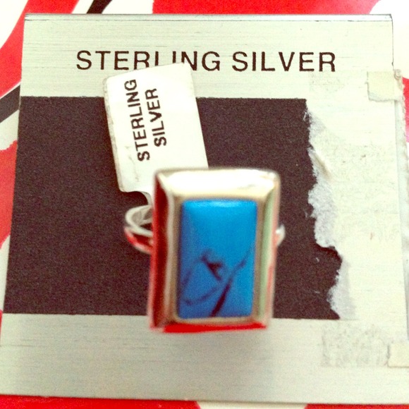 Made in Thailand sterling silver w/ Lapiz stone - Picture 1 of 2