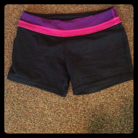 ❌TRADED❌ lulu lemon work out shorts