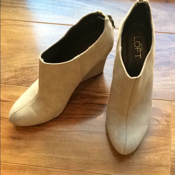 Loft ankle boots