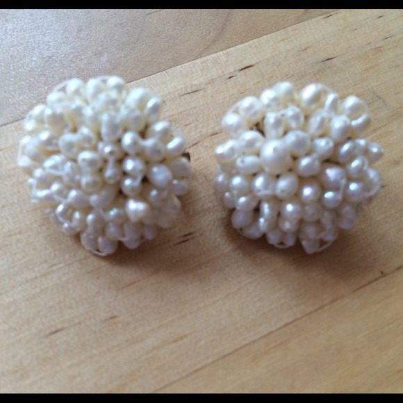 Pearl clip on earrings