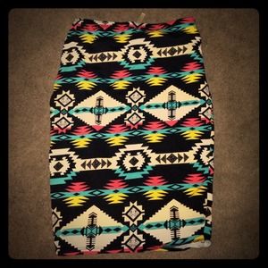 Fitted stretchy Aztec skirt