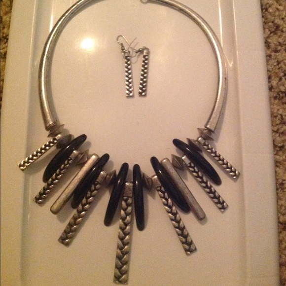Spikes! - Picture 2 of 2