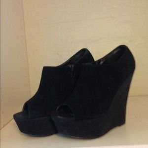 Steve Madden wedges