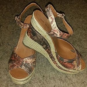 Super cute wedges, never worn.