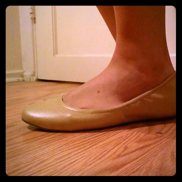 Jessica Simpson flats