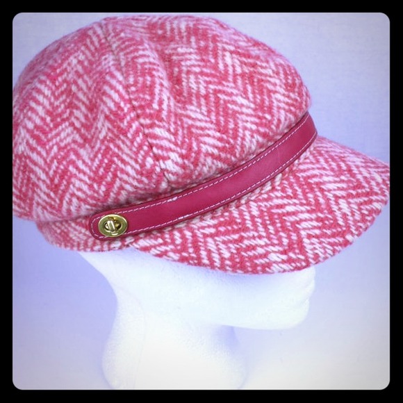 Coach tweed casket hat pink/white