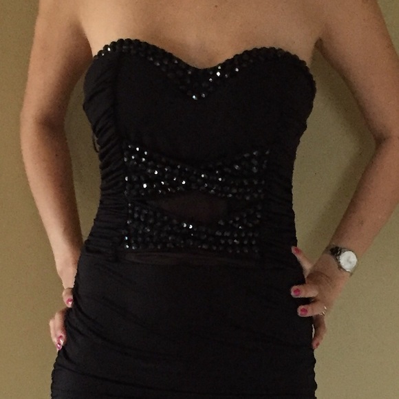 Dress - Picture 3 of 4