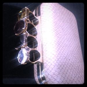 Brass Knuckle Clutch
