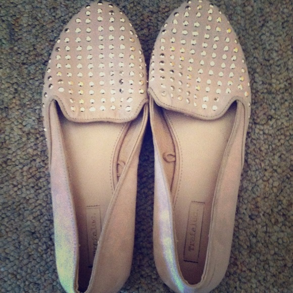 Zara Flats