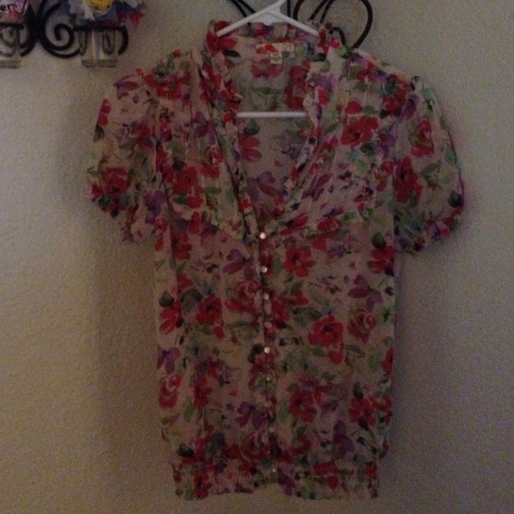 Floral Top - Picture 1 of 2