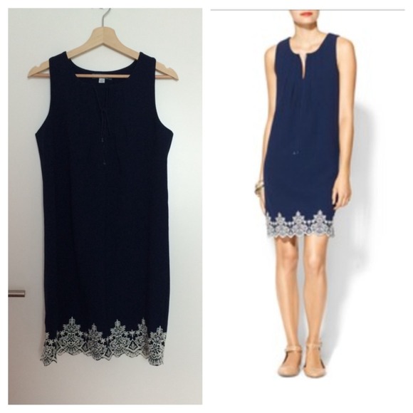 Pim & Larkin Sleeveless Shift Dress