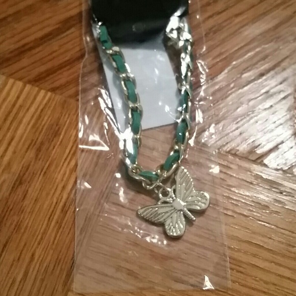 Butterfly and heart pattern fabric bracelet - Picture 3 of 4